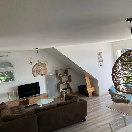 Grand Et Luxueux Lumineux 4 Pers Vue Wifi Inclus *